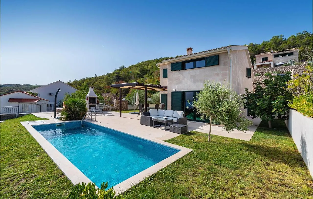 Stunning Home In Vinjerac With Kitchen 0*,