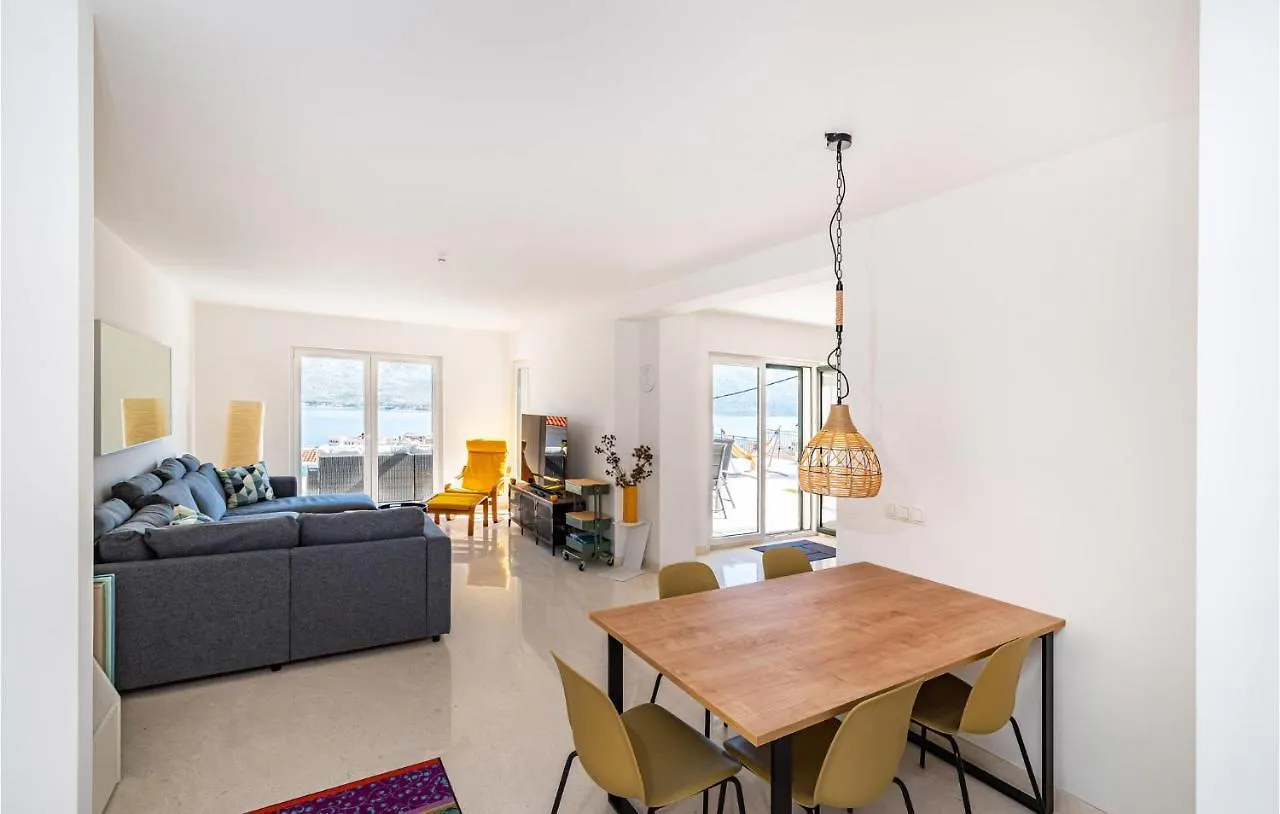 Stunning Home In Vinjerac With Kitchen 0*,